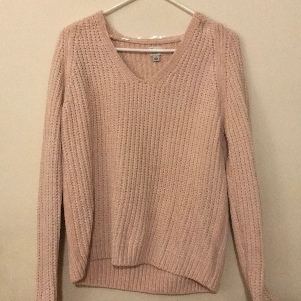 Baby pink vneck sweater